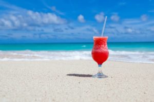 drinks on the beach for relaxation